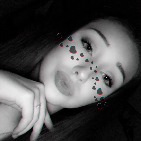 Meet your Posher, Shelby - Picture 7 of 10